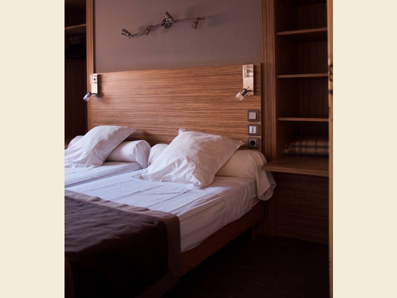 Logis Hotel Restaurant Mar I Sol Saint-Cyprien (Pyrenees-Orientales) Buitenkant foto