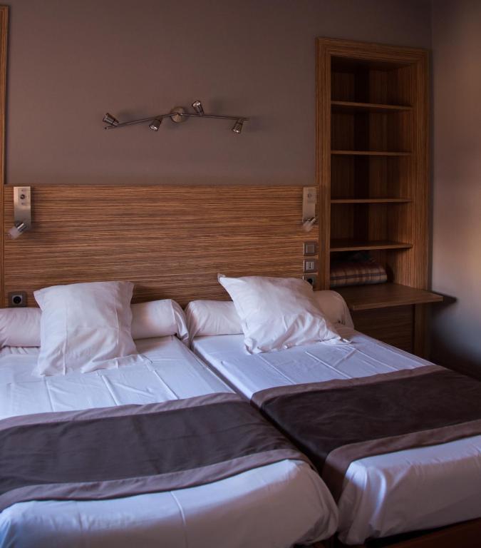 Logis Hotel Restaurant Mar I Sol Saint-Cyprien (Pyrenees-Orientales) Kamer foto