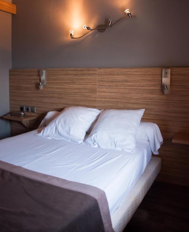 Logis Hotel Restaurant Mar I Sol Saint-Cyprien (Pyrenees-Orientales) Kamer foto