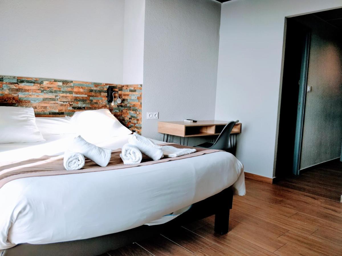 Logis Hotel Restaurant Mar I Sol Saint-Cyprien (Pyrenees-Orientales) Buitenkant foto